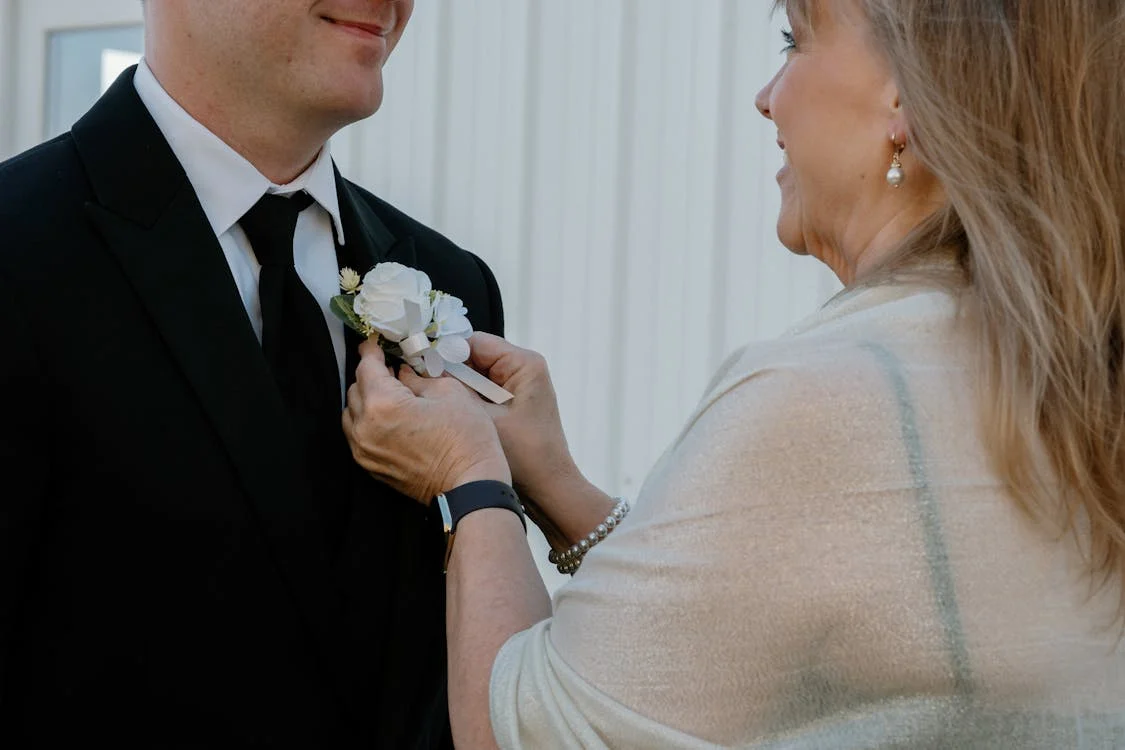 Corsage: A Timeless Symbol of Elegance and Meaning